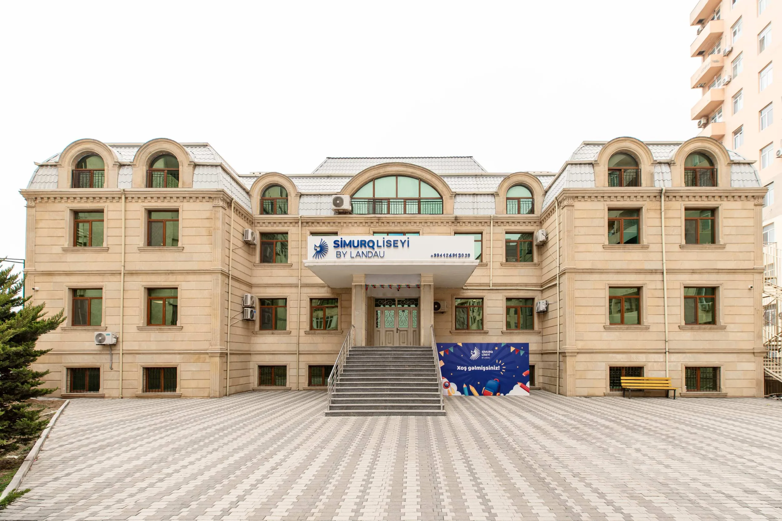 Simur liseyi Xırdalan korpusu